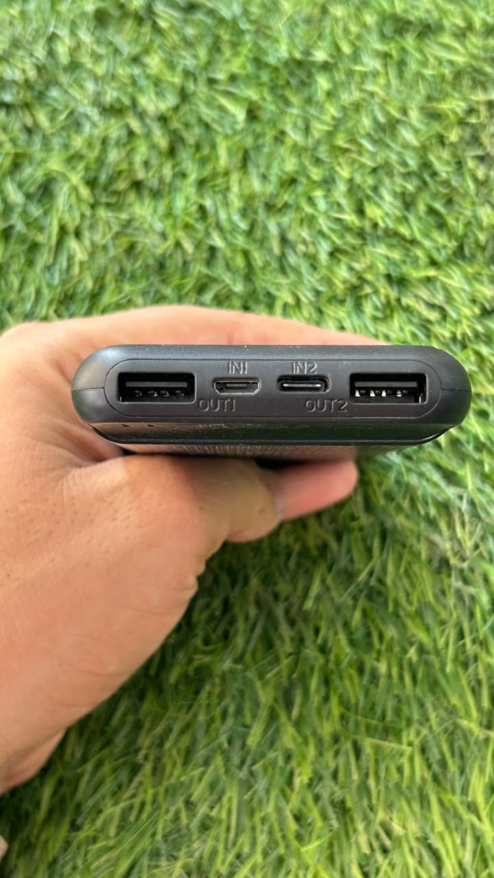 Slim 10000mAh Power Bank – Dual USB Output