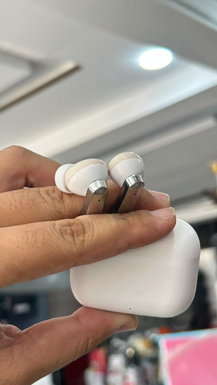 Wireless Bluetooth Earbuds with Charging Case