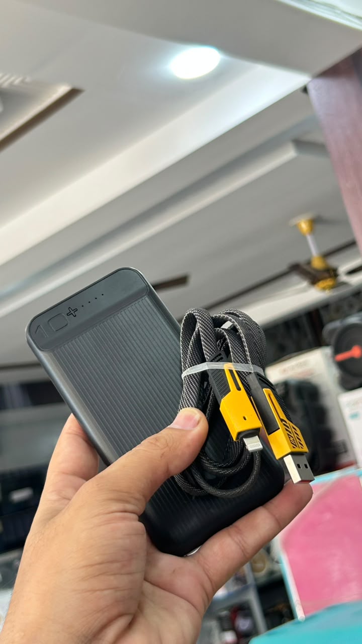 10,000mAh Power Bank + 3 in 1 Charging Cable